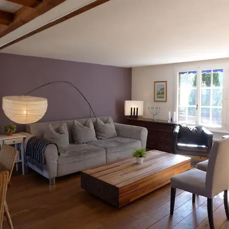 Holiday home Sleeps 12 Wifi *